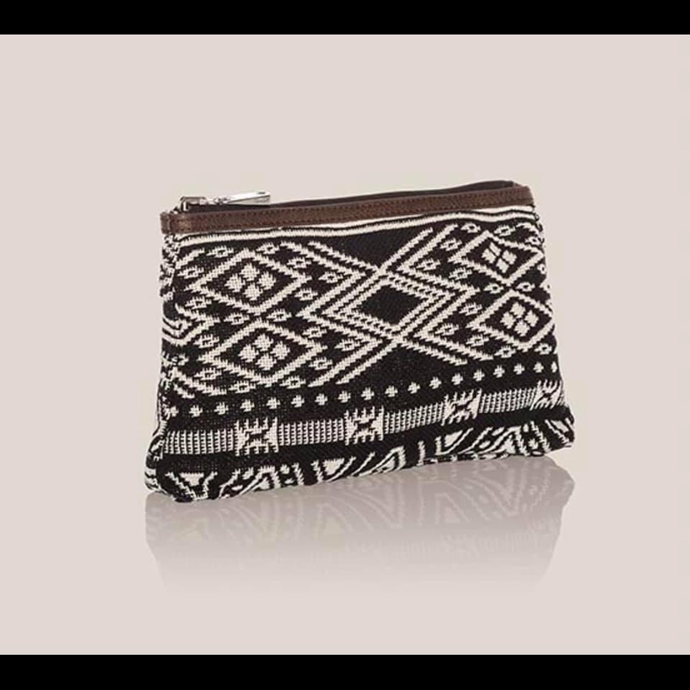 Reversible ouch Rio Weave black and white